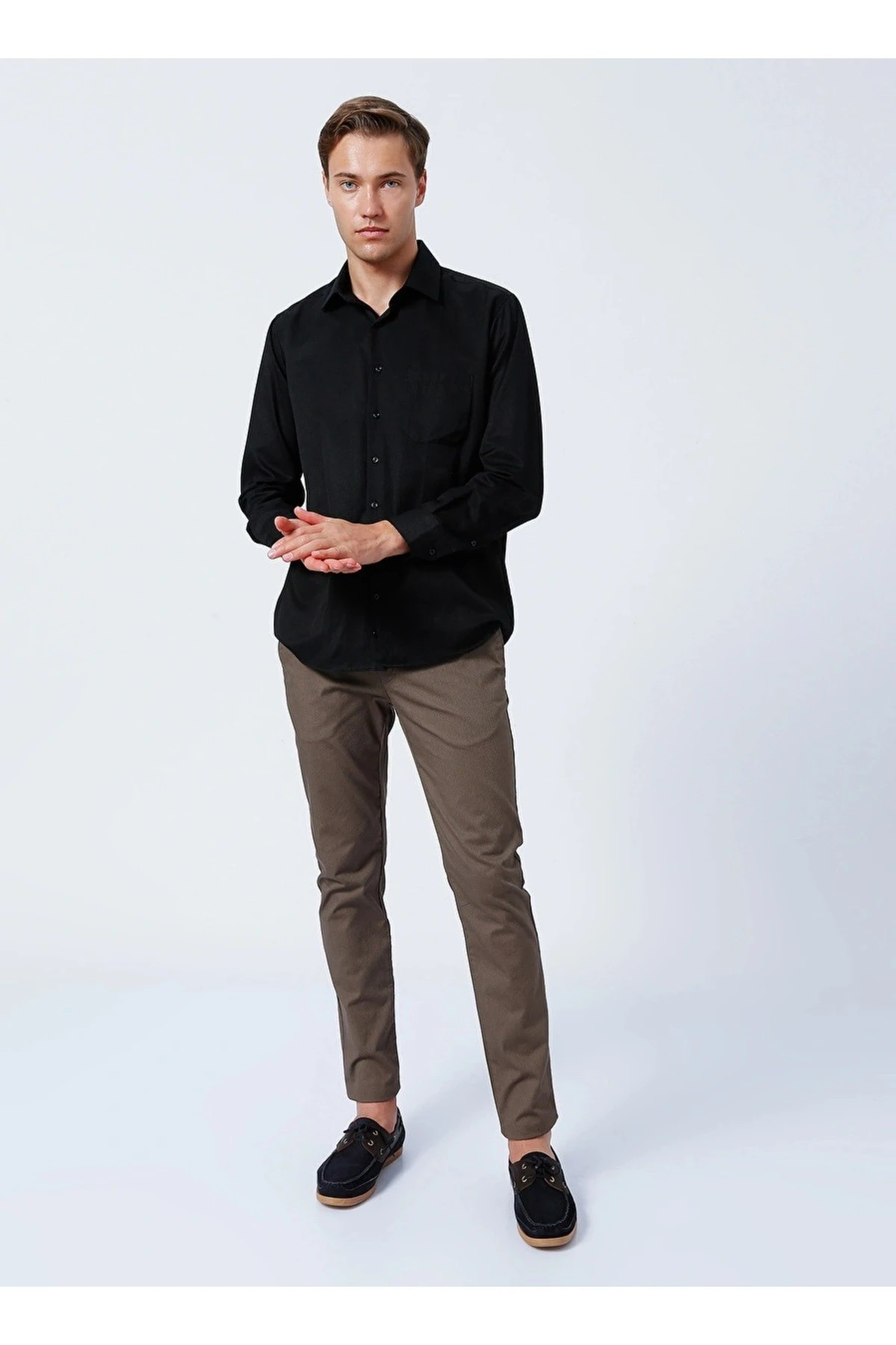 Rahat Kalıp Armür Desenli Cepli Beyaz Erkek Gömlek