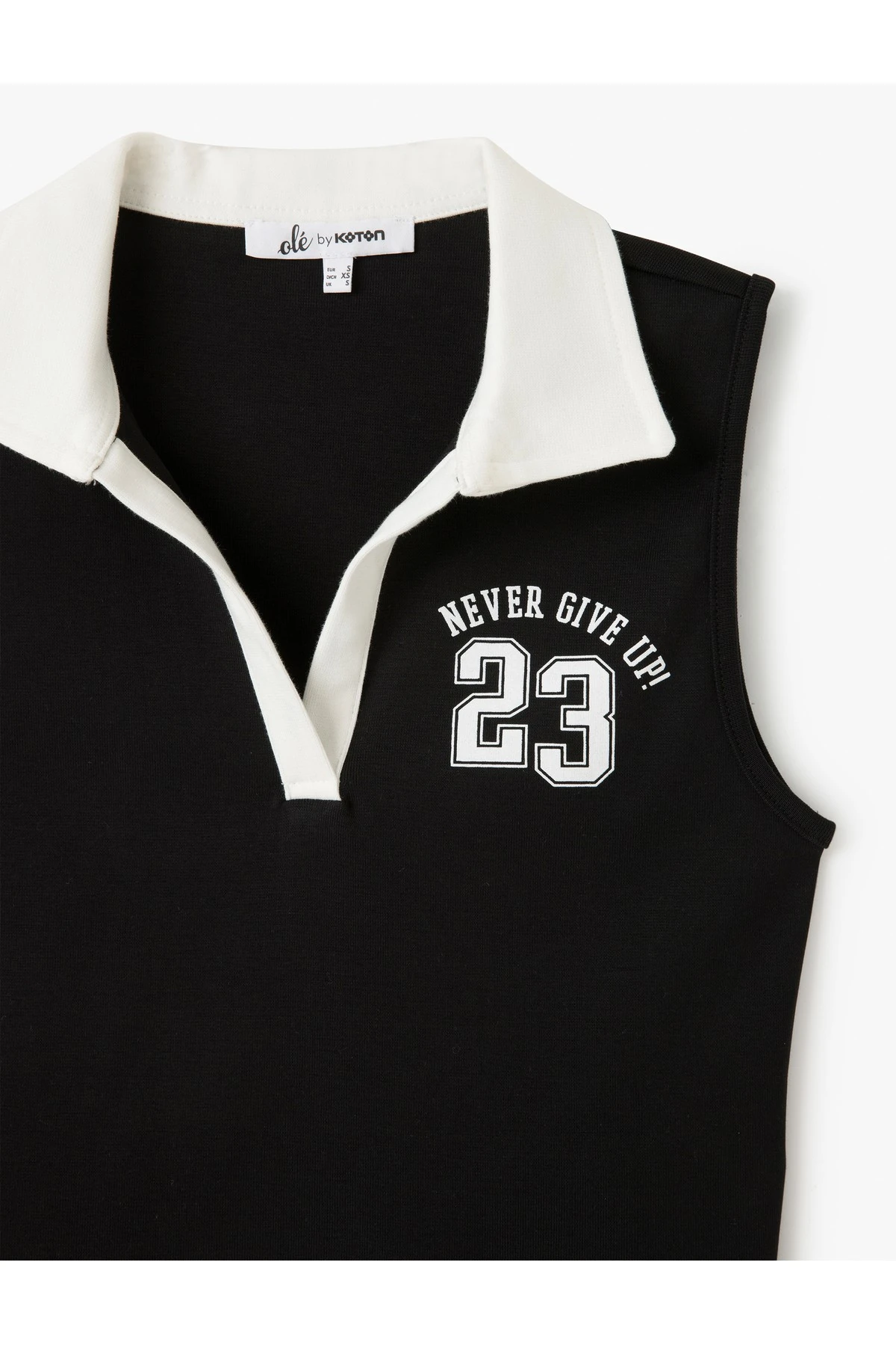 Kolej Baskılı Polo Yaka Kolsuz Renk Bloklu Üst