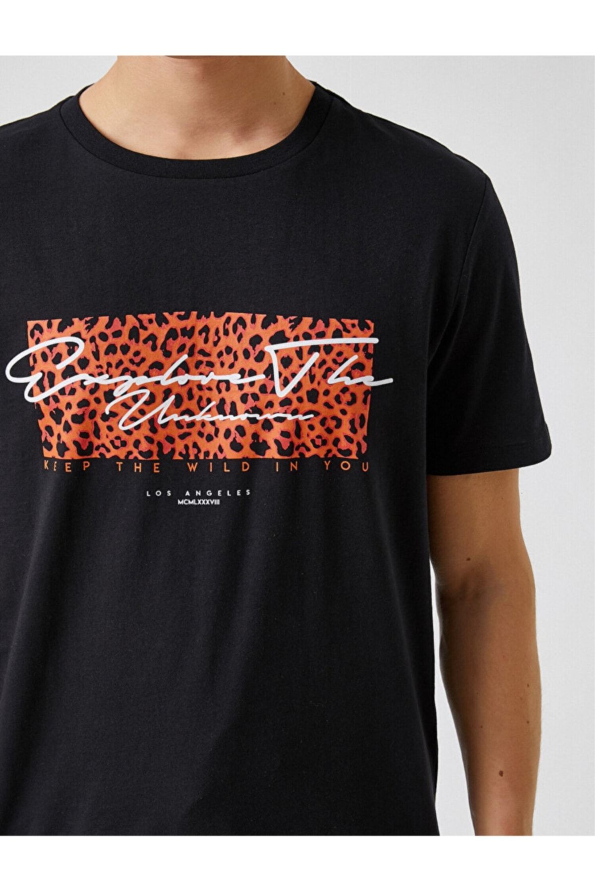 2sam10646hk Erkek T-shirt Siyah