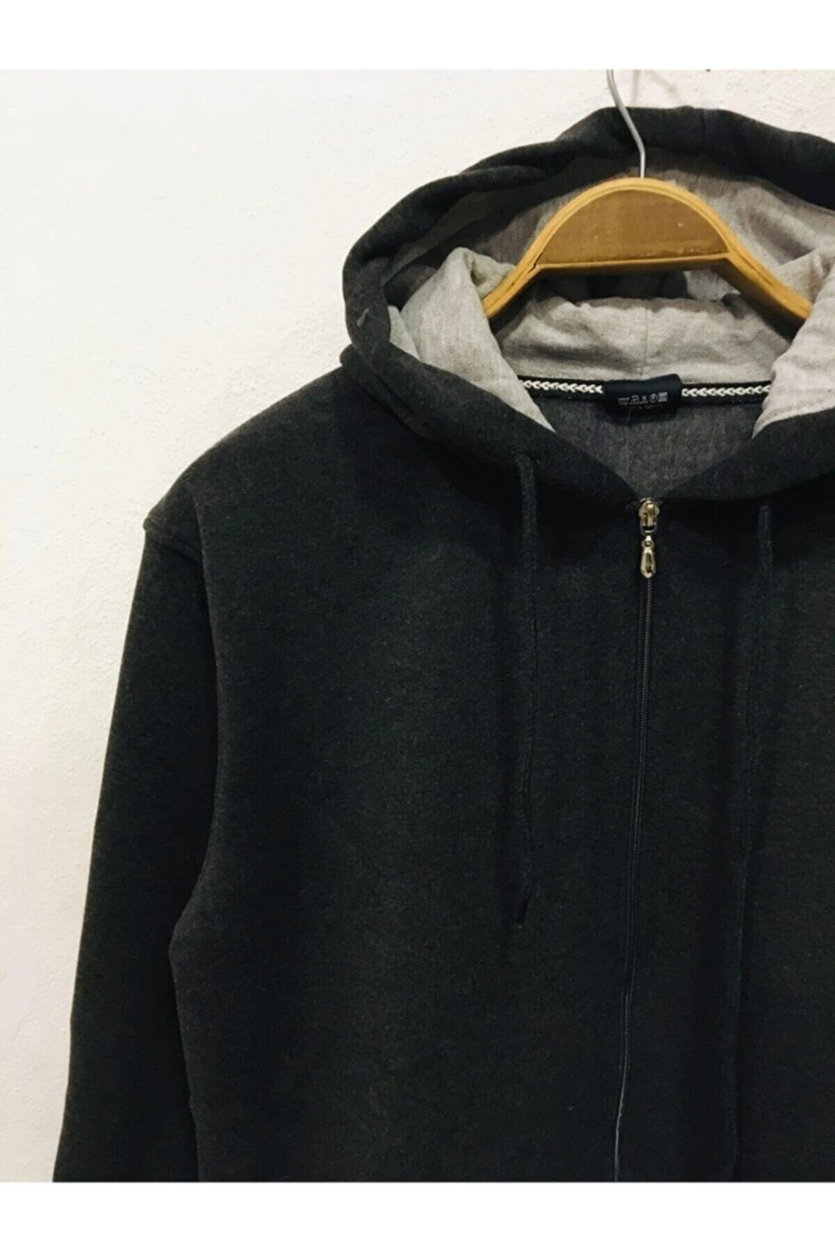 Massi İçi Kalın Fermuarlı Kapüşonlu Mont Hırka Siyah