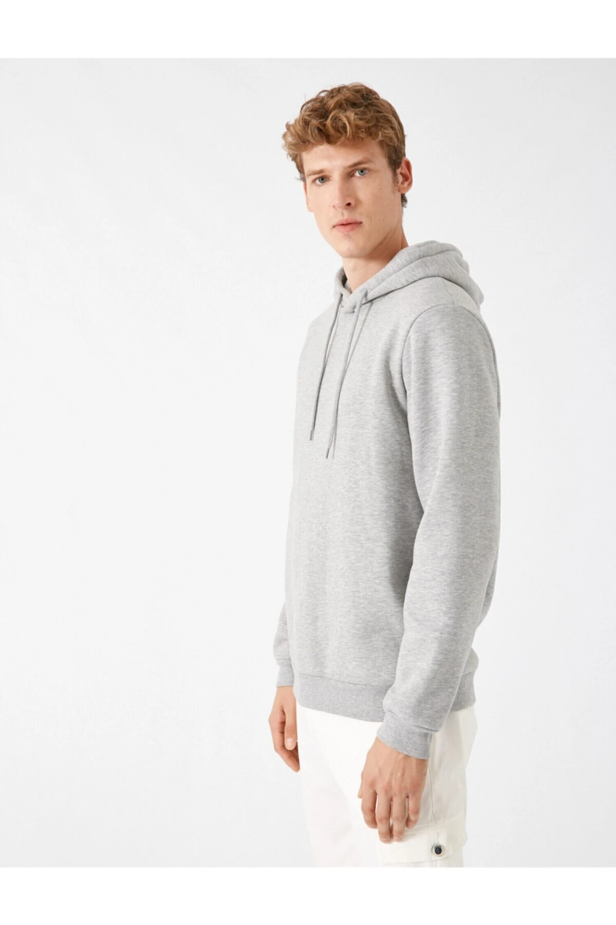 Kapüşonlu Uzun Kollu Sweatshirt