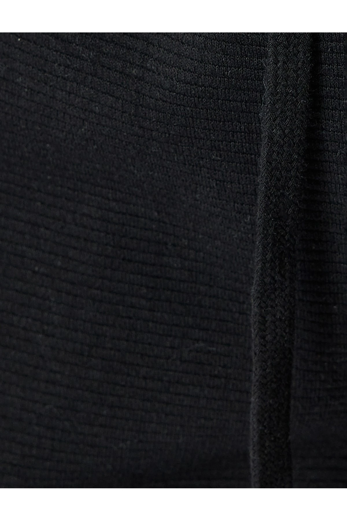 Cep Detaylı Bermuda Beli Bağcıklı Şort