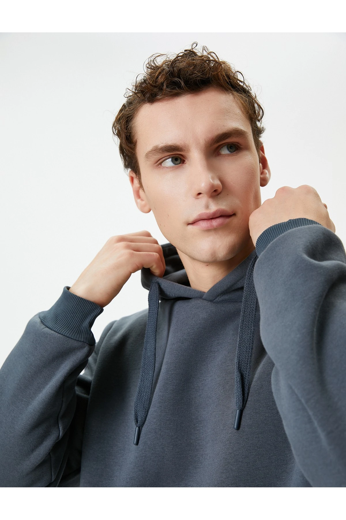 Kapşonlu Sweatshirt Kanguru Cep Detaylı Uzun Kollu Şardonlu