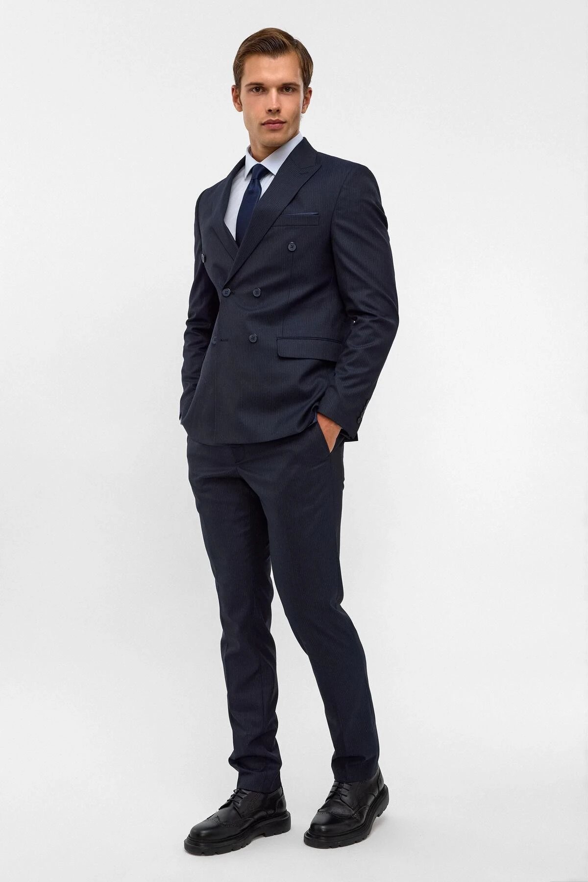 Lacivert Slim Fit Desenli Sivri Yaka 6 Drop Klasik Takım Elbise