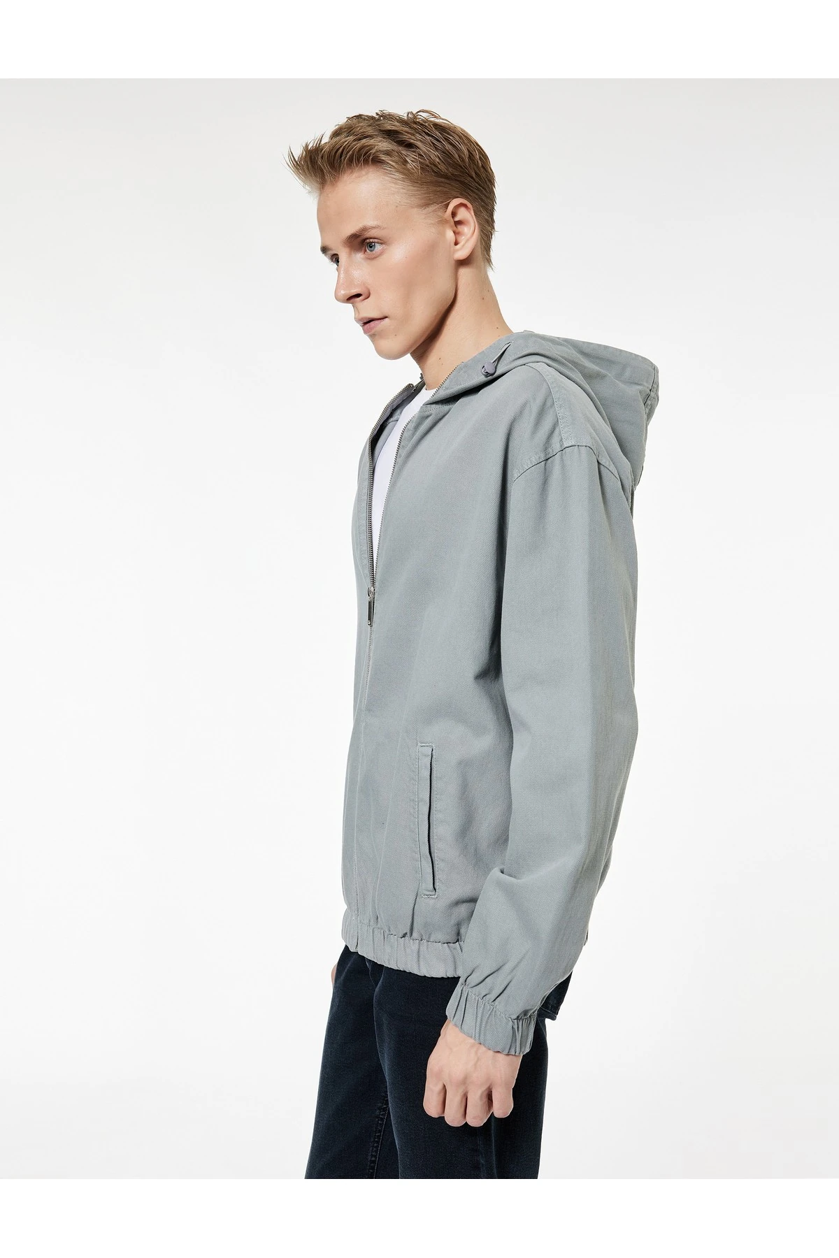 Pamuklu Cepli Uzun Kollu Fermuarlı Oversize Kapşonlu Jean Ceket