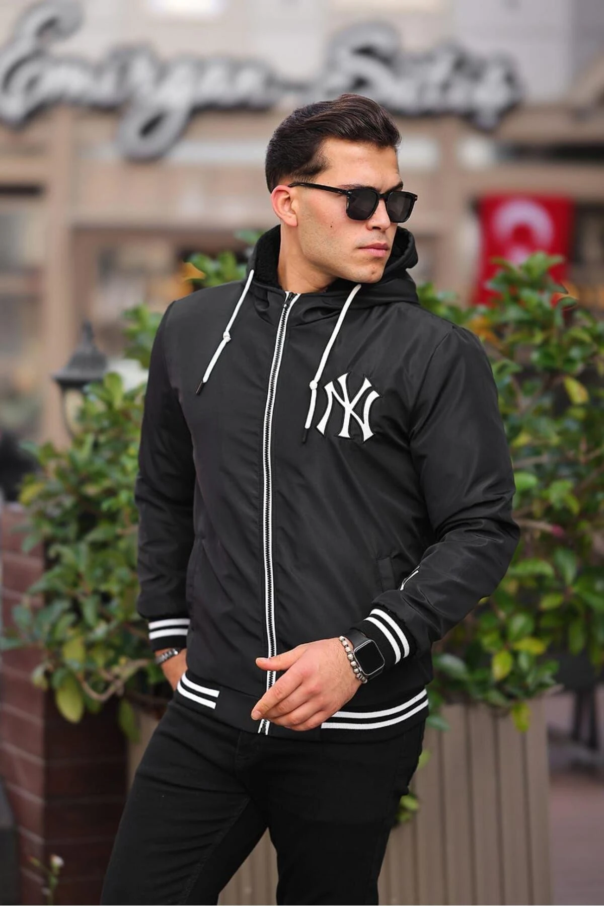 KAPŞONLU PREMIUM LOGO BASKILI MONT