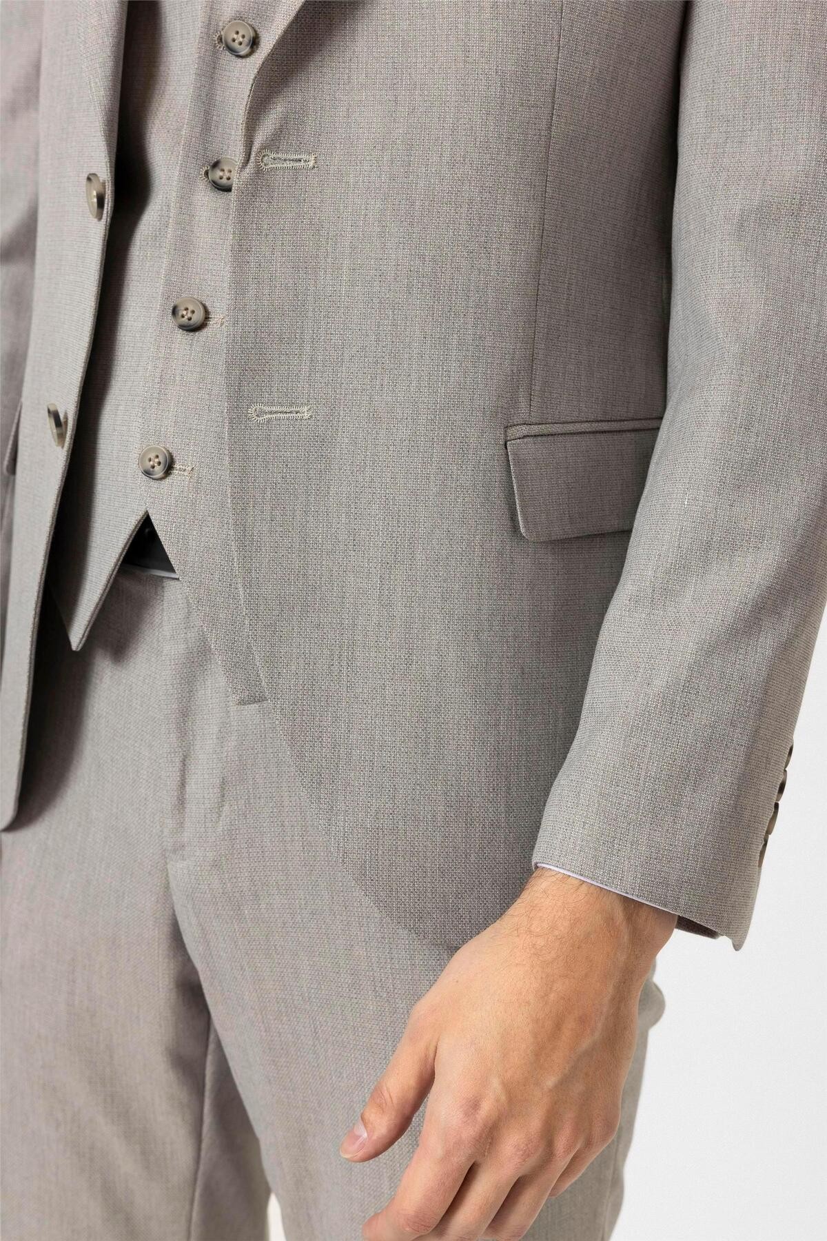 Ekru Slim Fit Desenli Sivri Yaka 6 Drop Yelekli Klasik Takım Elbise