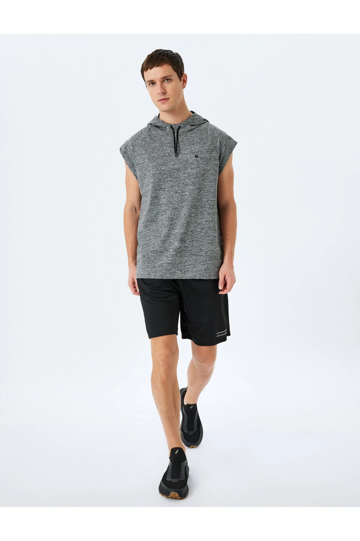 Geometrik Baskılı Cep Detaylı Basic Beli Bağcıklı Spor Şort