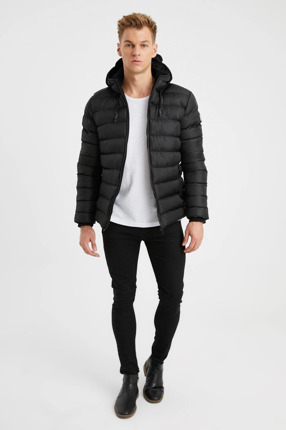 Erkek Siyah Büyük Beden Kapüşonlu Polar Astarlı Kalın Şişme Mont
