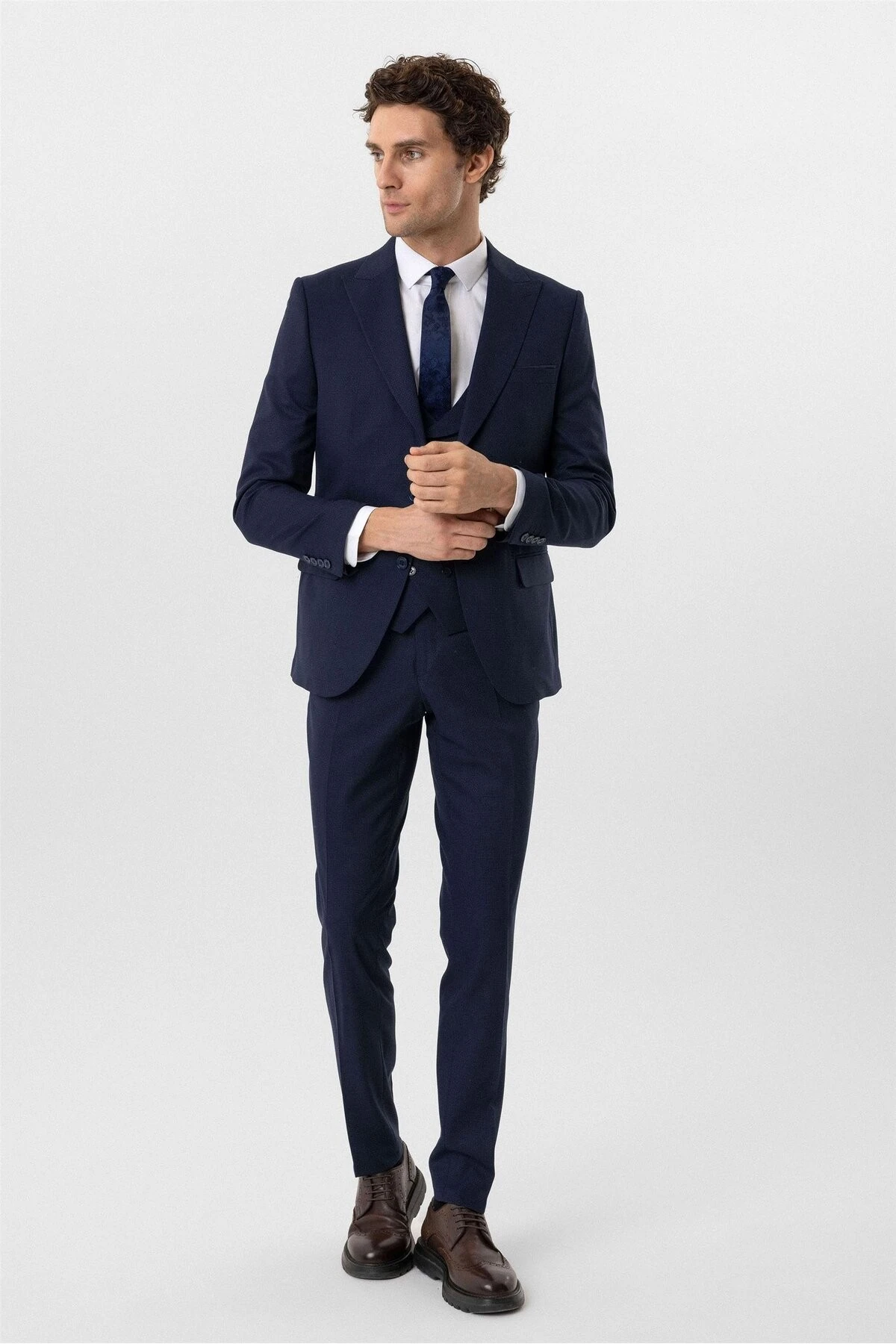 Lacivert Slim Fit Desenli Sivri Yaka 6 Drop Yelekli Klasik Takım Elbise