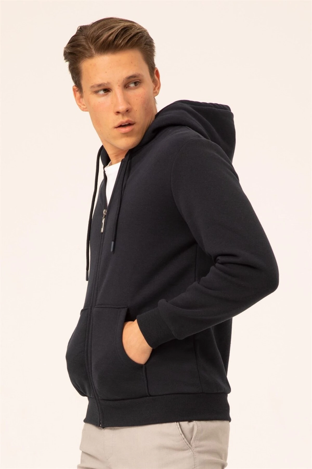 Süvari 3 Iplik Kapşonlu Fermuarlı Siyah Sweatshirt