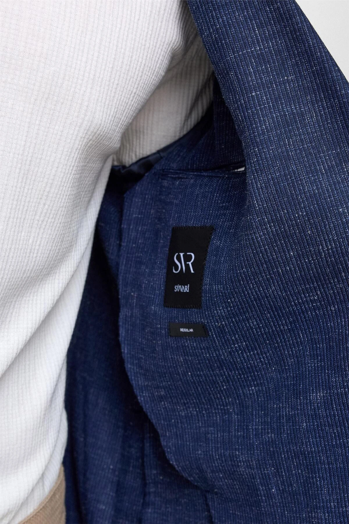 Lacivert Regular Desenli Sivri Yaka 4 Drop Ceket