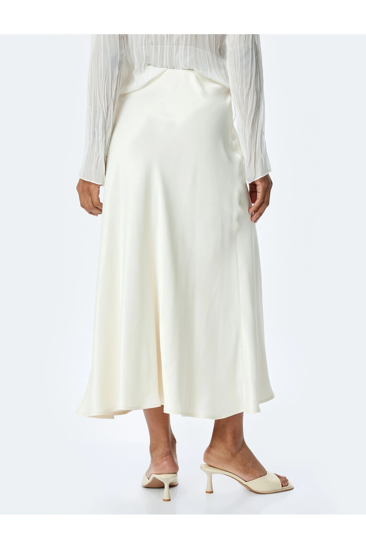 Standart Bel A Kesim Uzun Saten Etek
