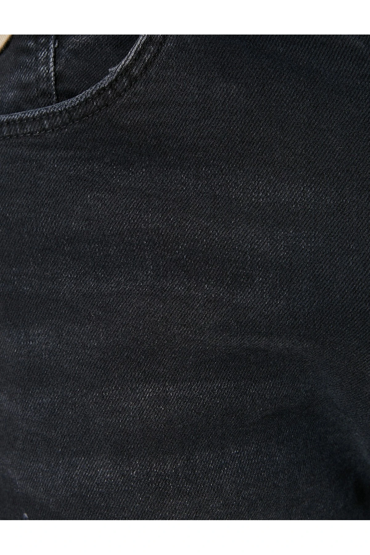 Yırtık Kot Şort Bermuda Slim Fit Katlı Paça Düğmeli