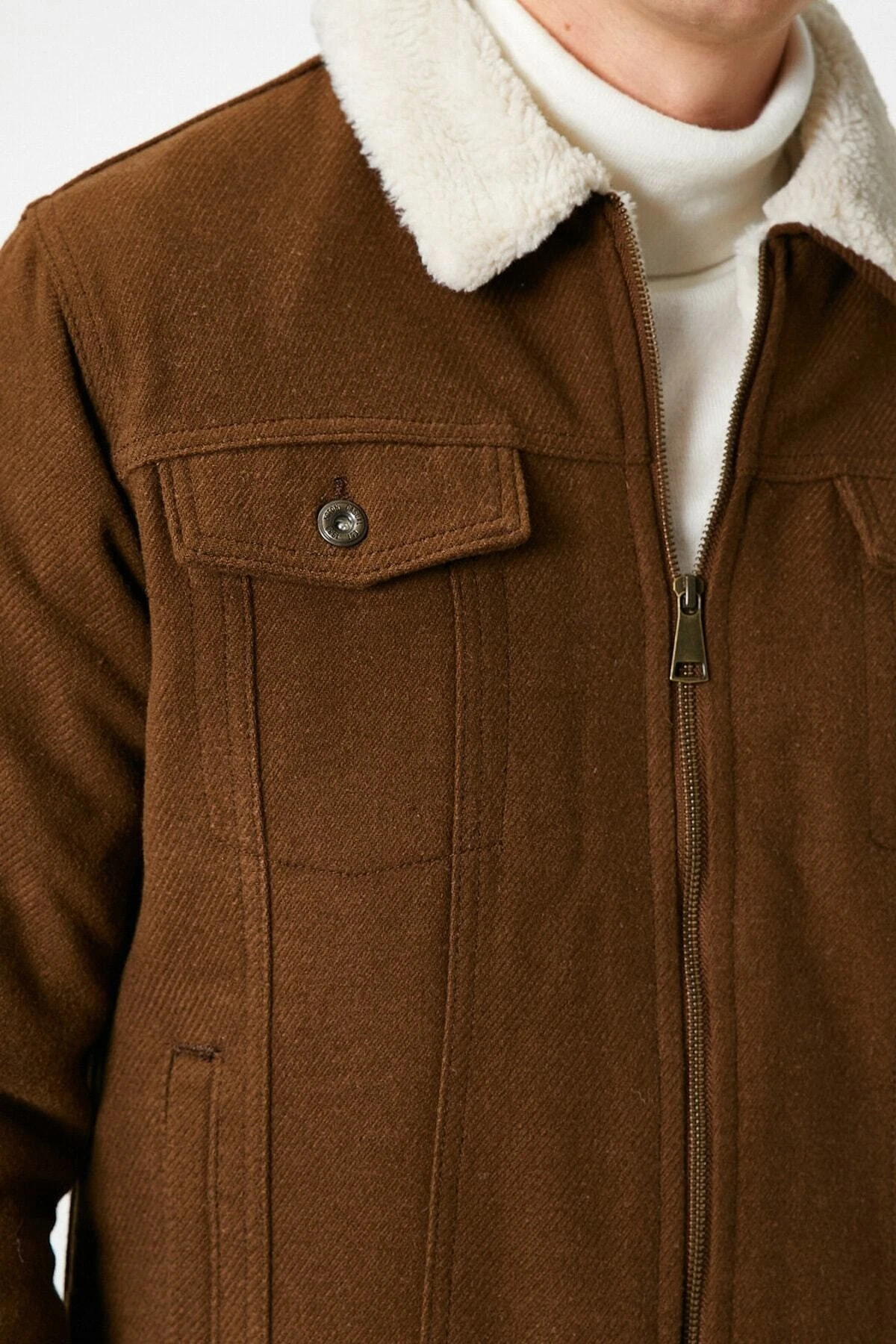 Suni Kürk Detaylı Fermuarlı Cepli Ceket