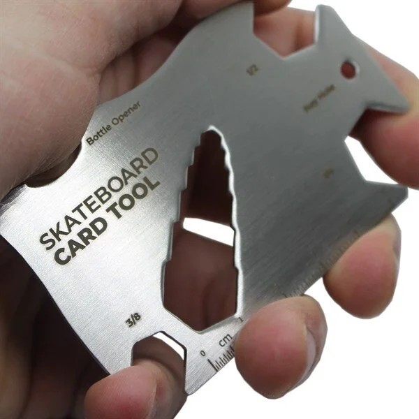 Skateboard Card Tool