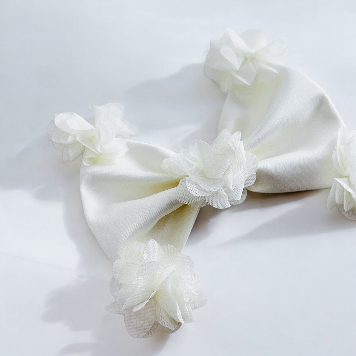 Kadın Çiçekli Bridal Fiyonk Toka