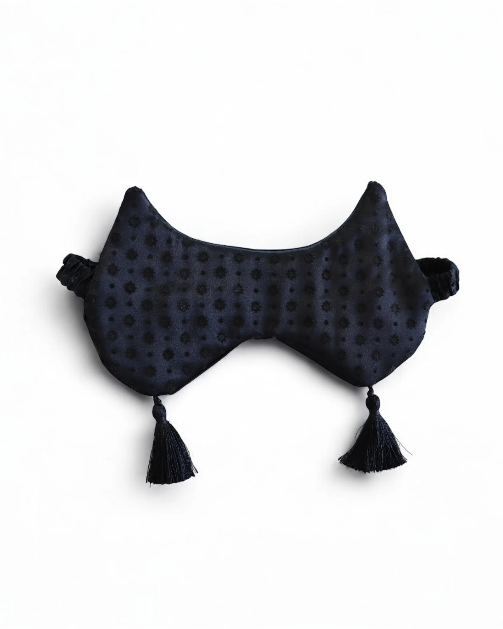 Uyku Maskesi – Siyah Saten Püskül Detaylı Cat Style | 888 Balance 