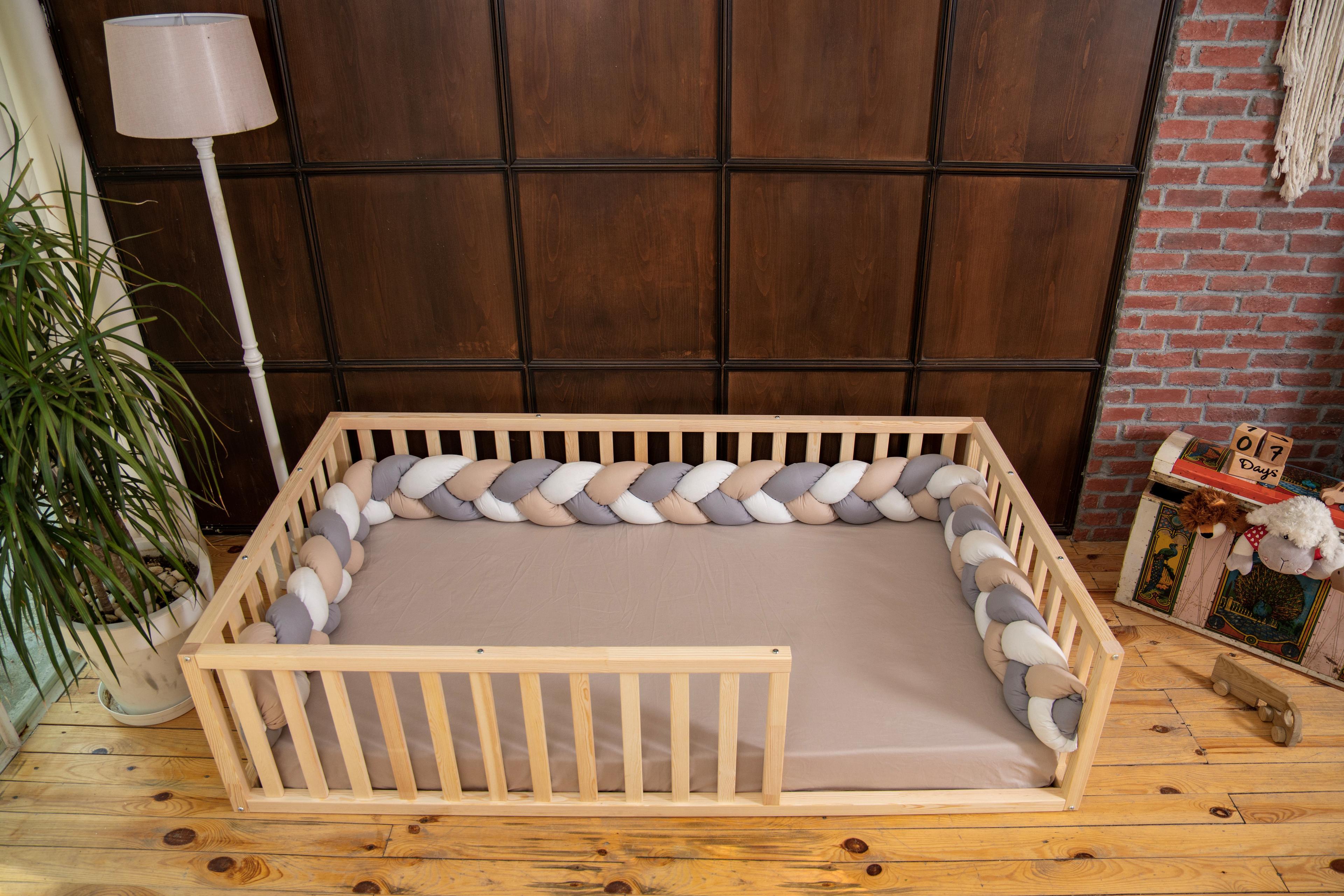 Montessori Natural Wood Floor Bed