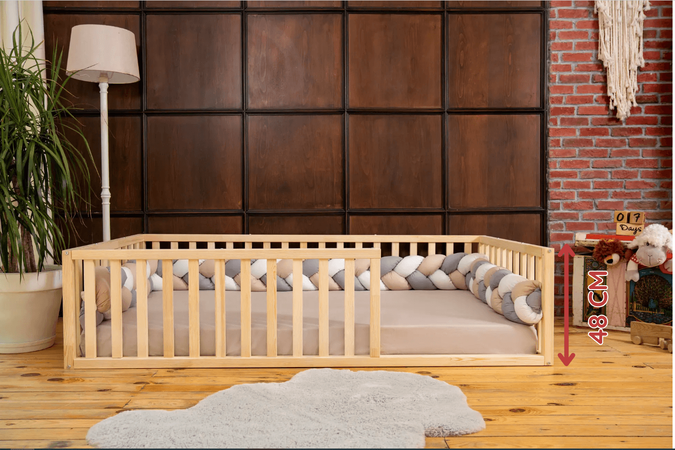 Montessori Natural Wood Floor Bed