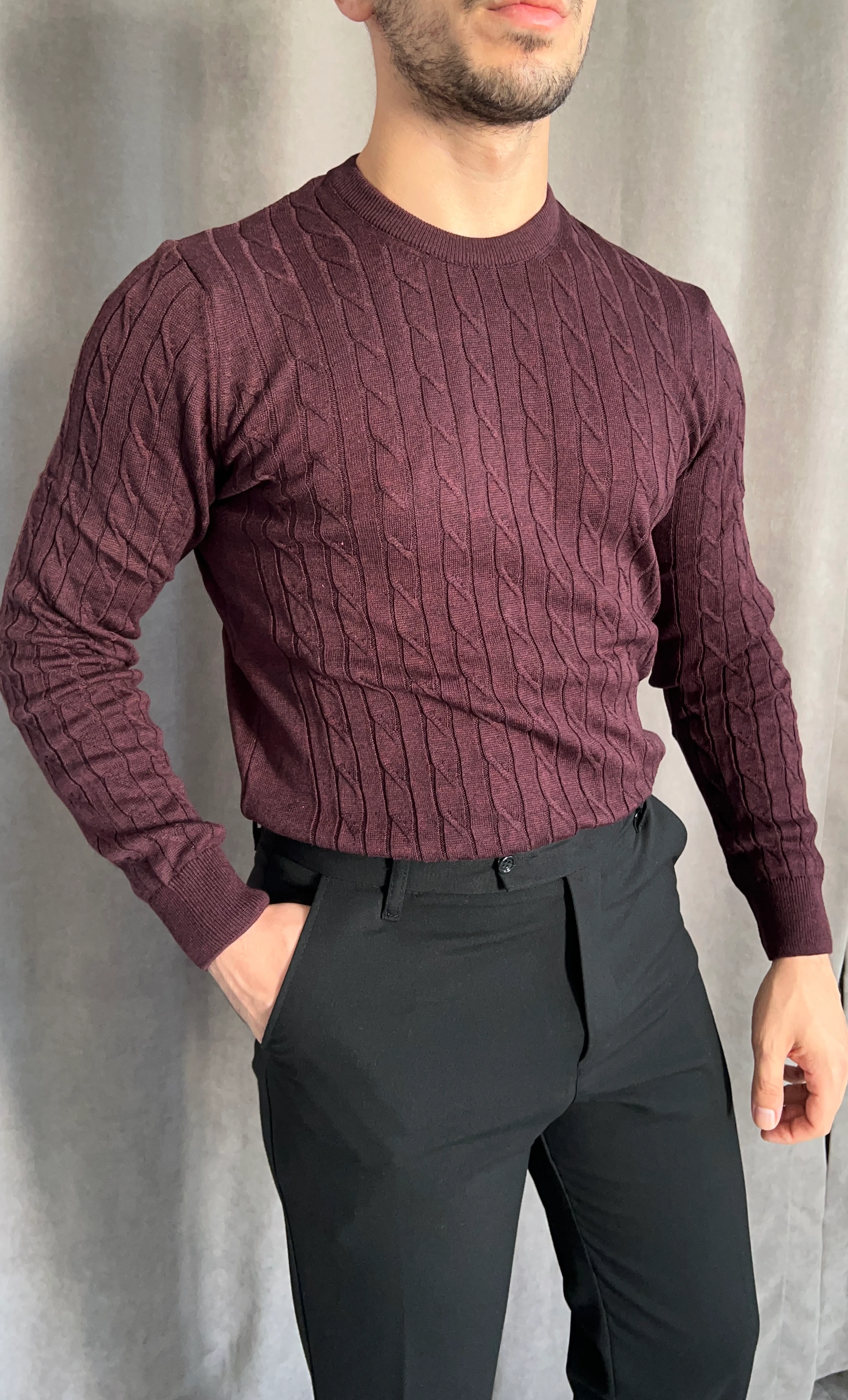 Örgü Desenli Bisiklet Yaka Triko