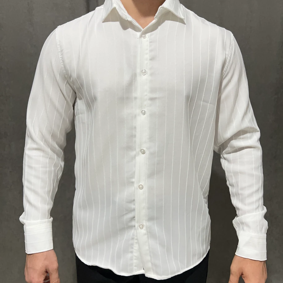 Beyaz Çizgili Klasik Fit Gömlek