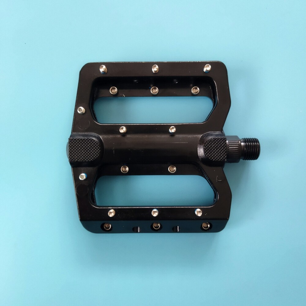 Radon Platform Pedal
