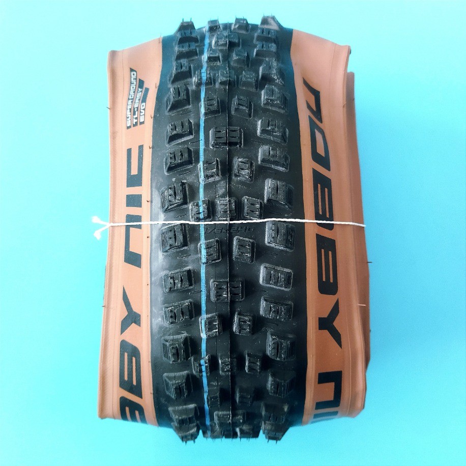 Schwalbe Nobby Nic Evo Super Race 27.5 2.40