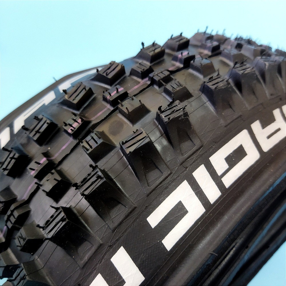 Schwalbe Magic Marry 26 2.35 Super Dh Ultra Soft