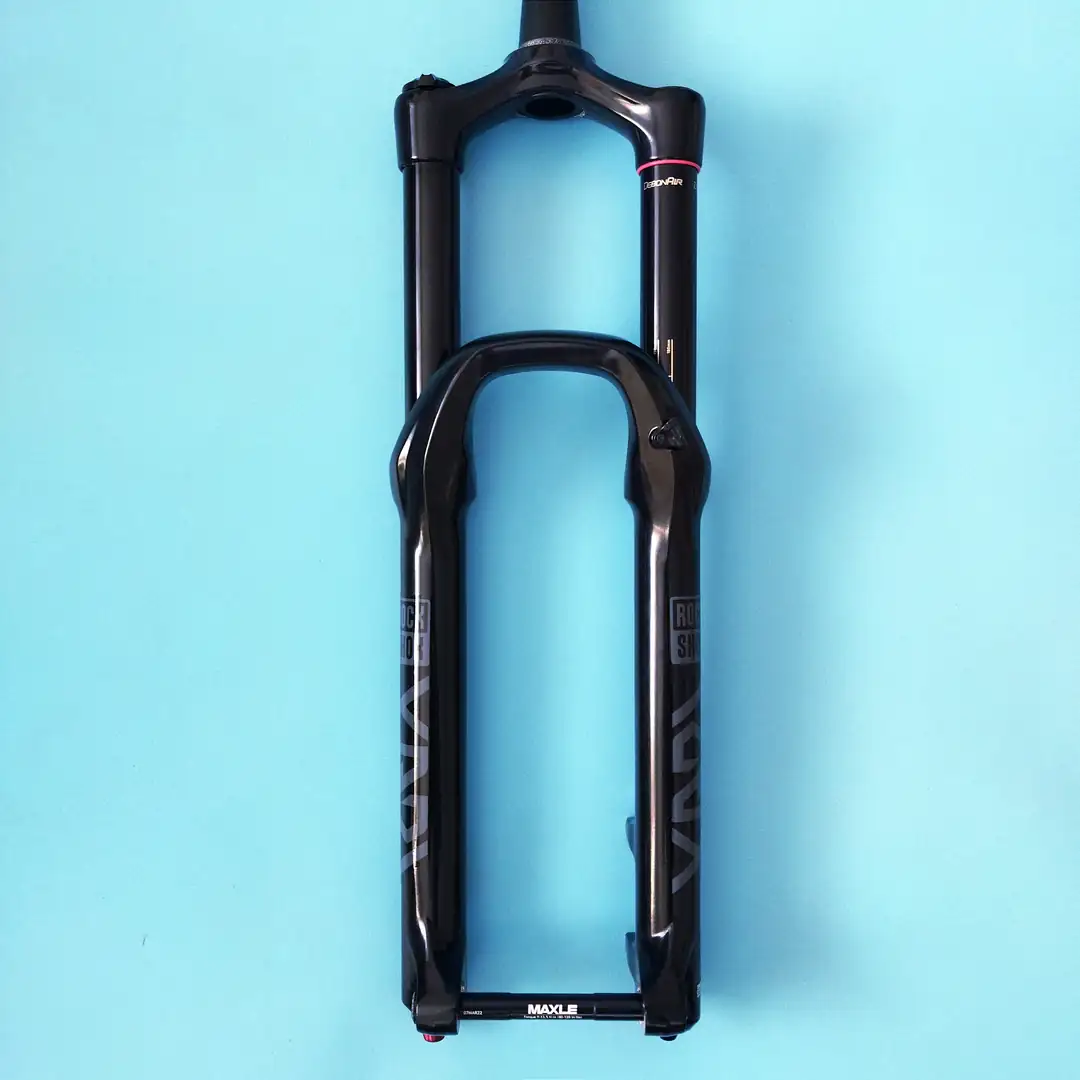 ROCKSHOCK YARI 170mm 29inブースト Rockshox Yari RC DebonAir Boost Forks - 29