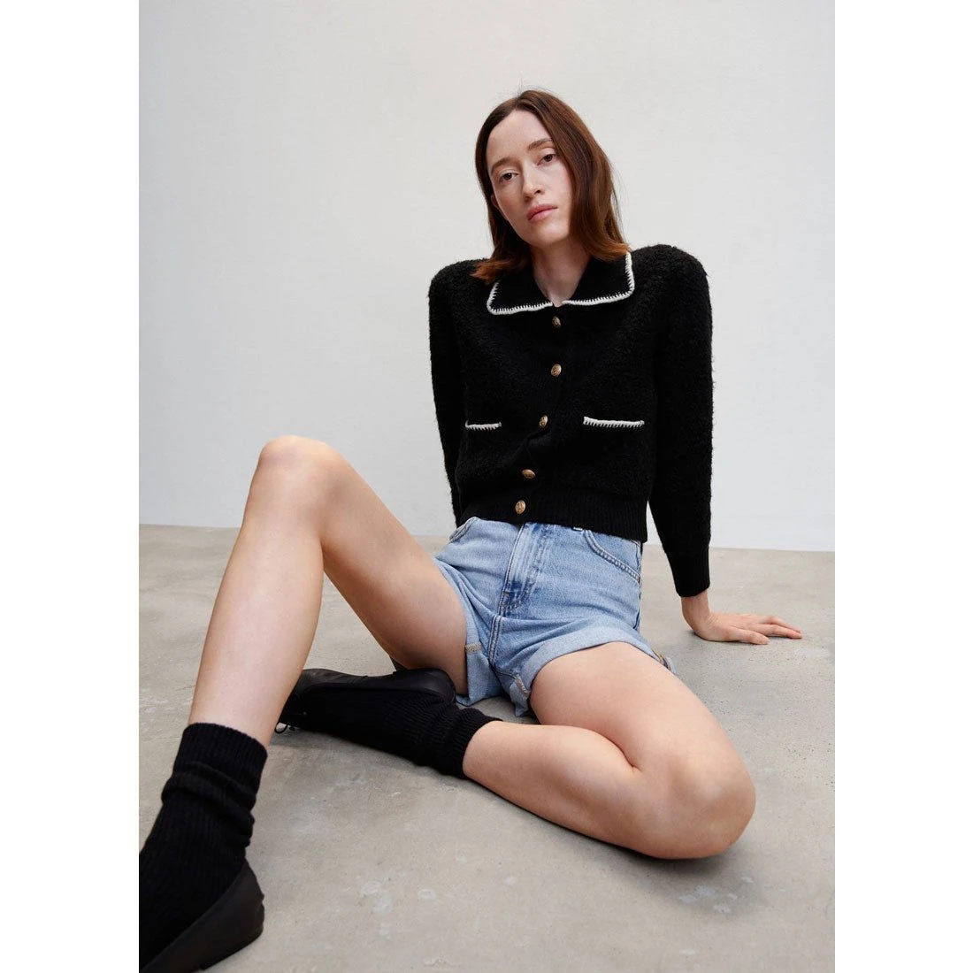 Orj Marka Mng Nakış Detaylı Gold Düğmeli Hırka - Siyah