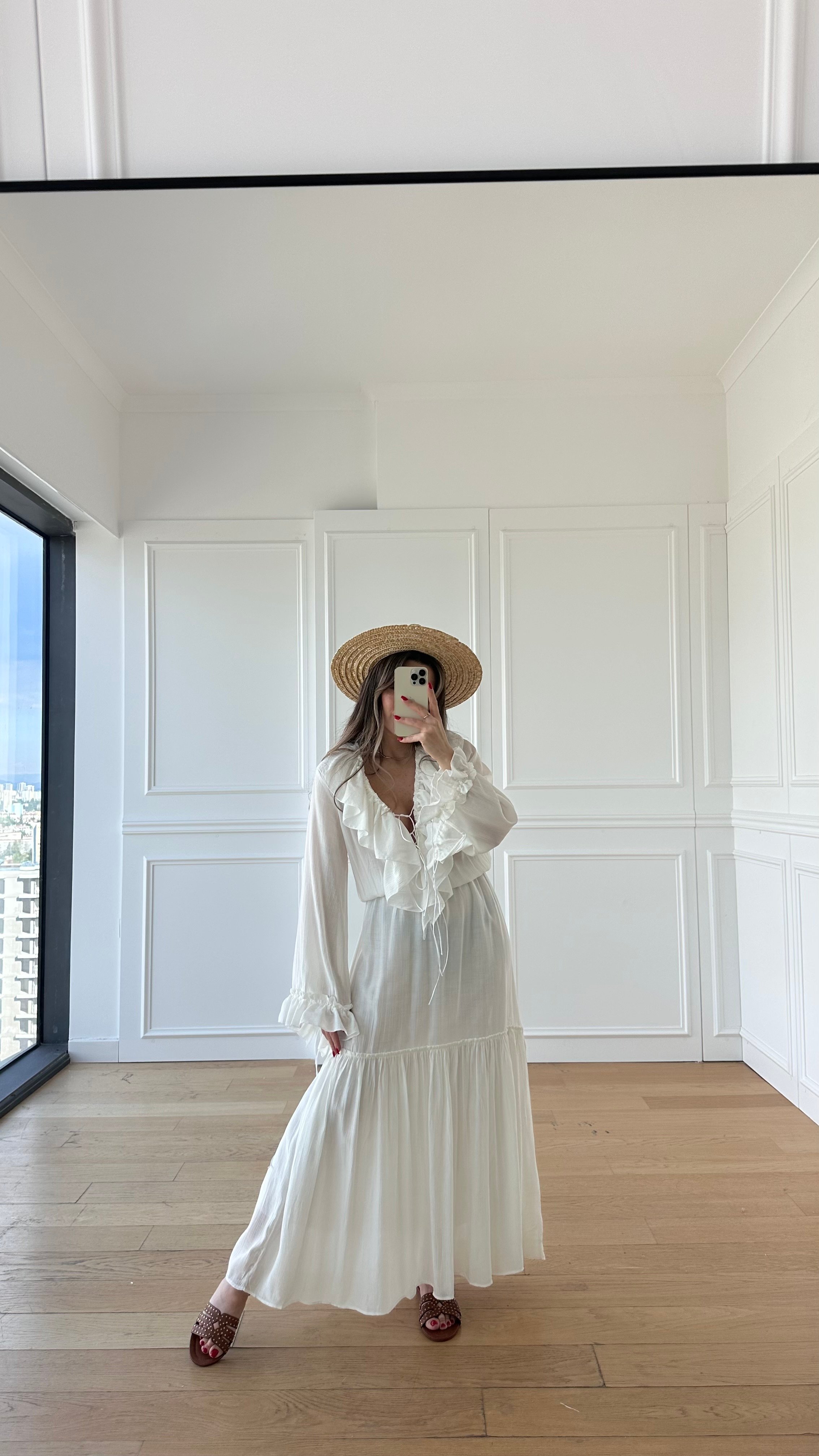 Miranda Elbise - Beyaz