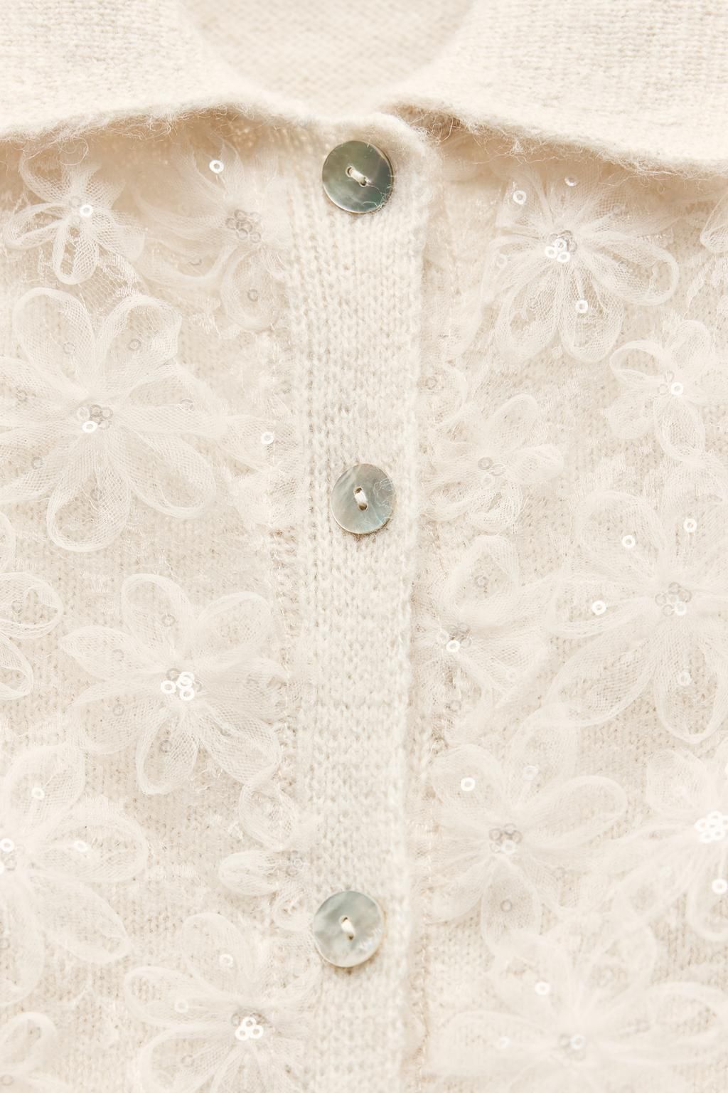 Orj Marka Tül Çiçek Detaylı Hırka