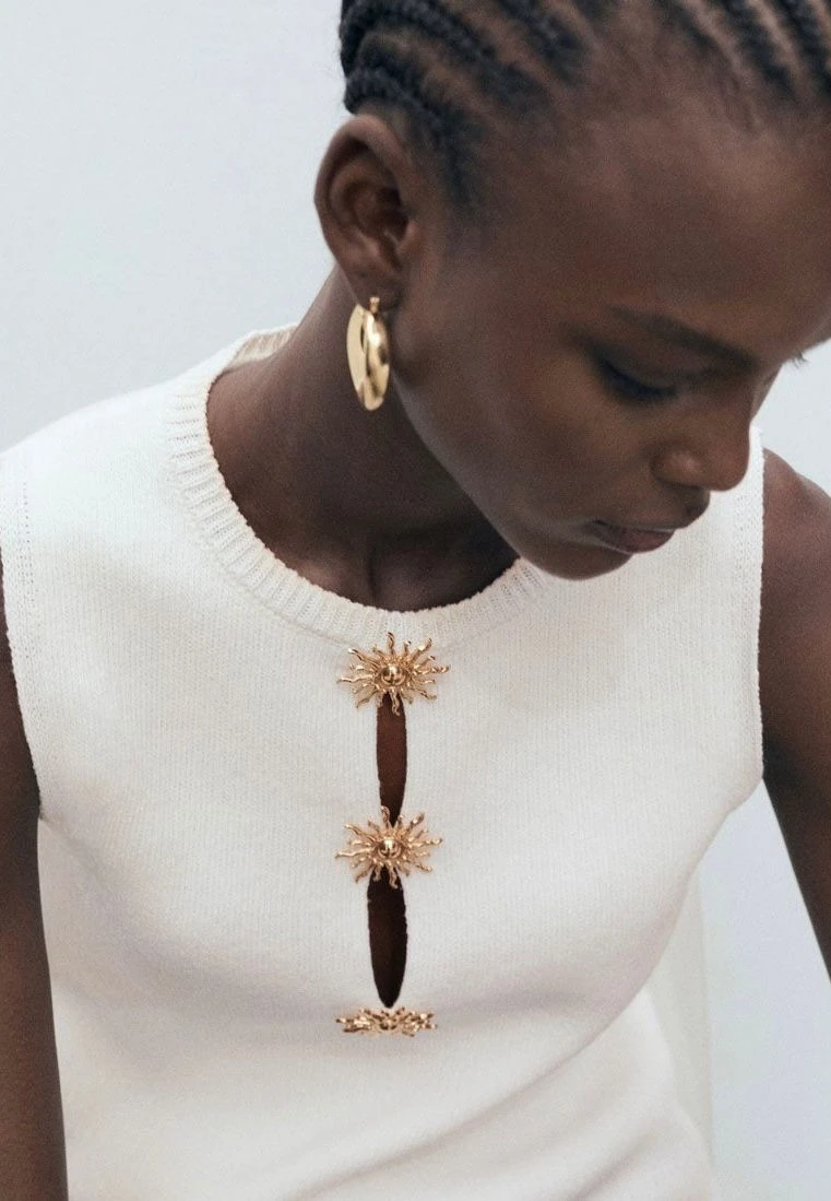 Orj Marka Mng Bisiklet Yaka Gold Düğmeli Ekru Kazak