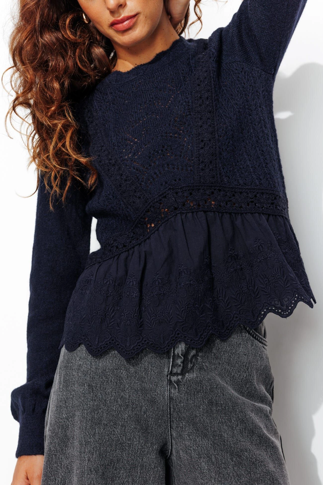 Orj Marka Güpürlü Lacivert Bluz