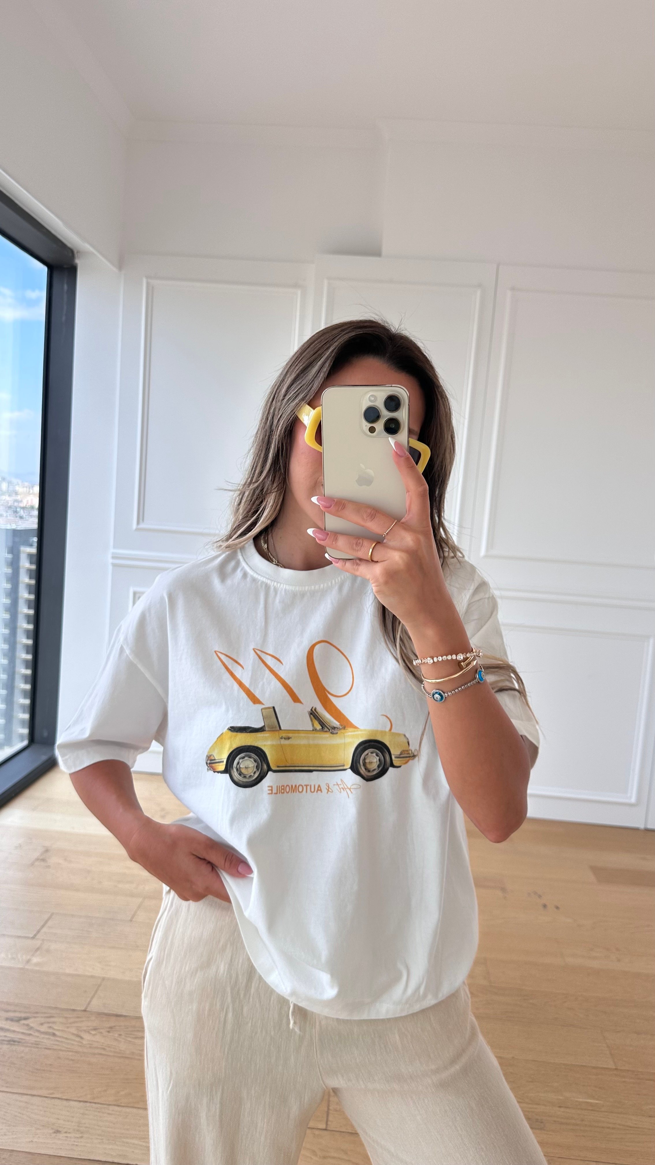 Automobile T-shirt 