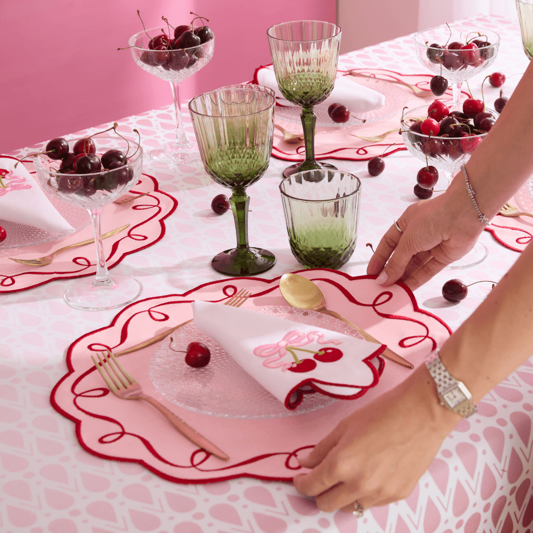 Pembe Bella Amerikan Servisi ve Yemek Peçetesi
