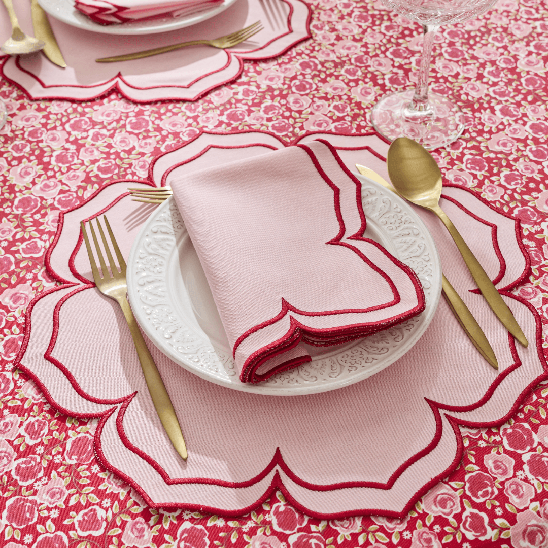 Pembe Kırmızı Fiona Amerikan Servisi ve Yemek Peçetesi