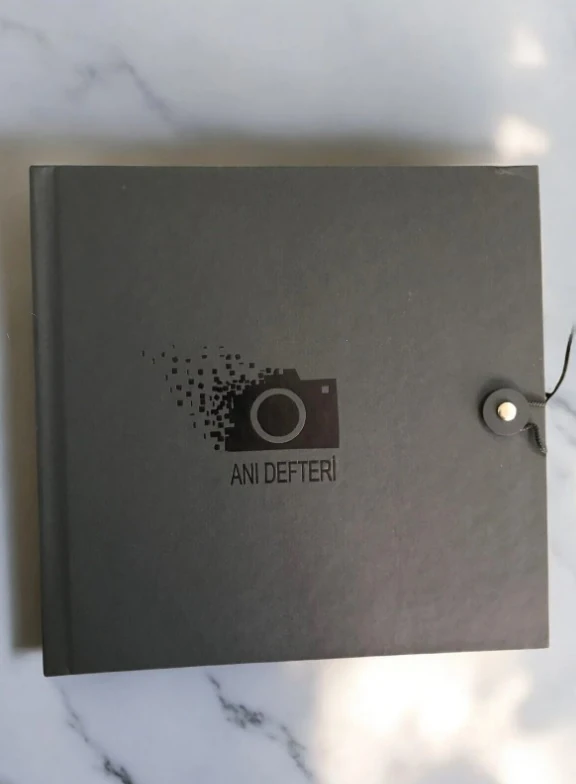 Siyah Anı Defteri 50 Sayfa - Jel Kalem ve Etiketli - 