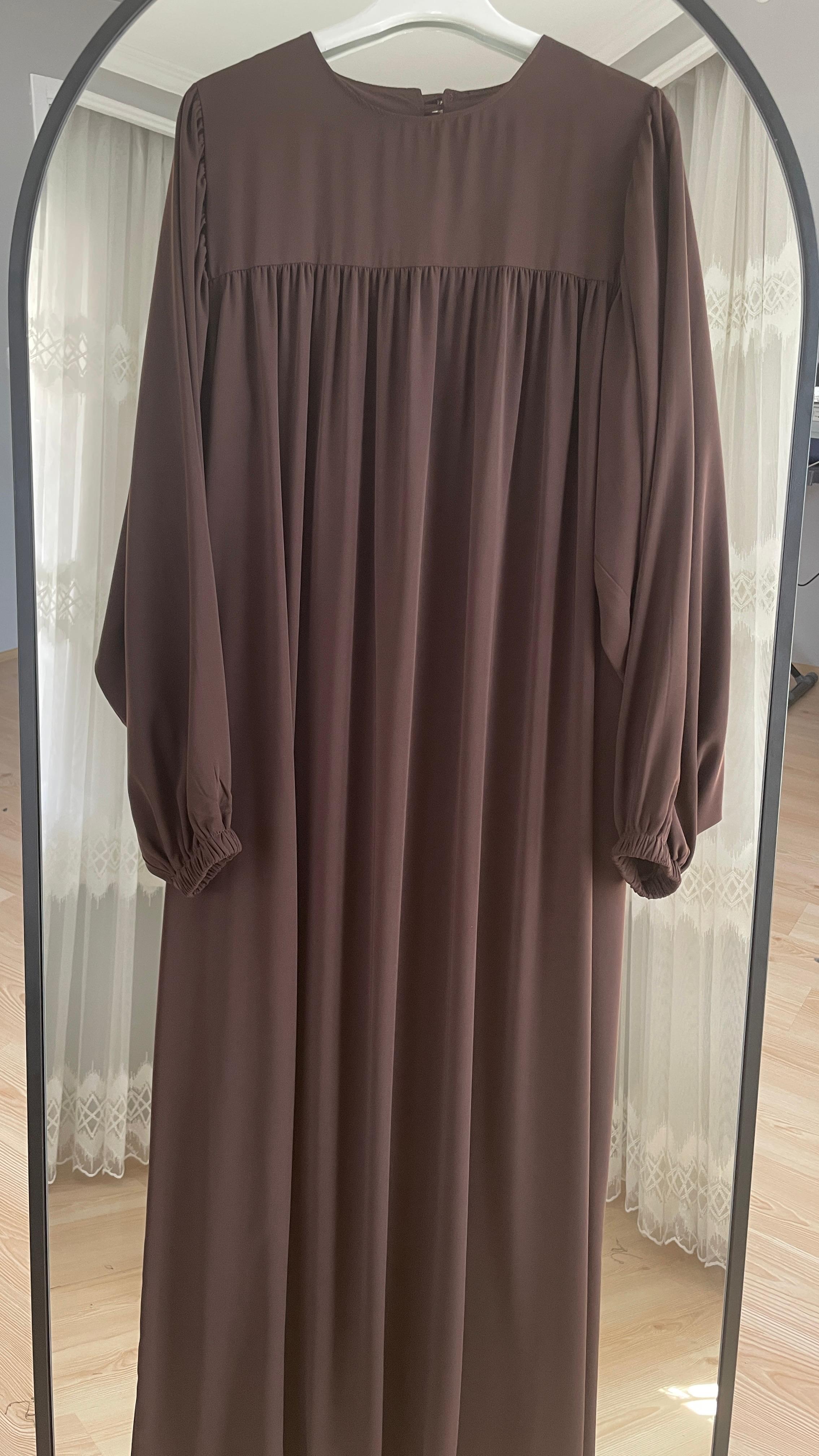 Acı Kahve Üstten Robalı Elbise
