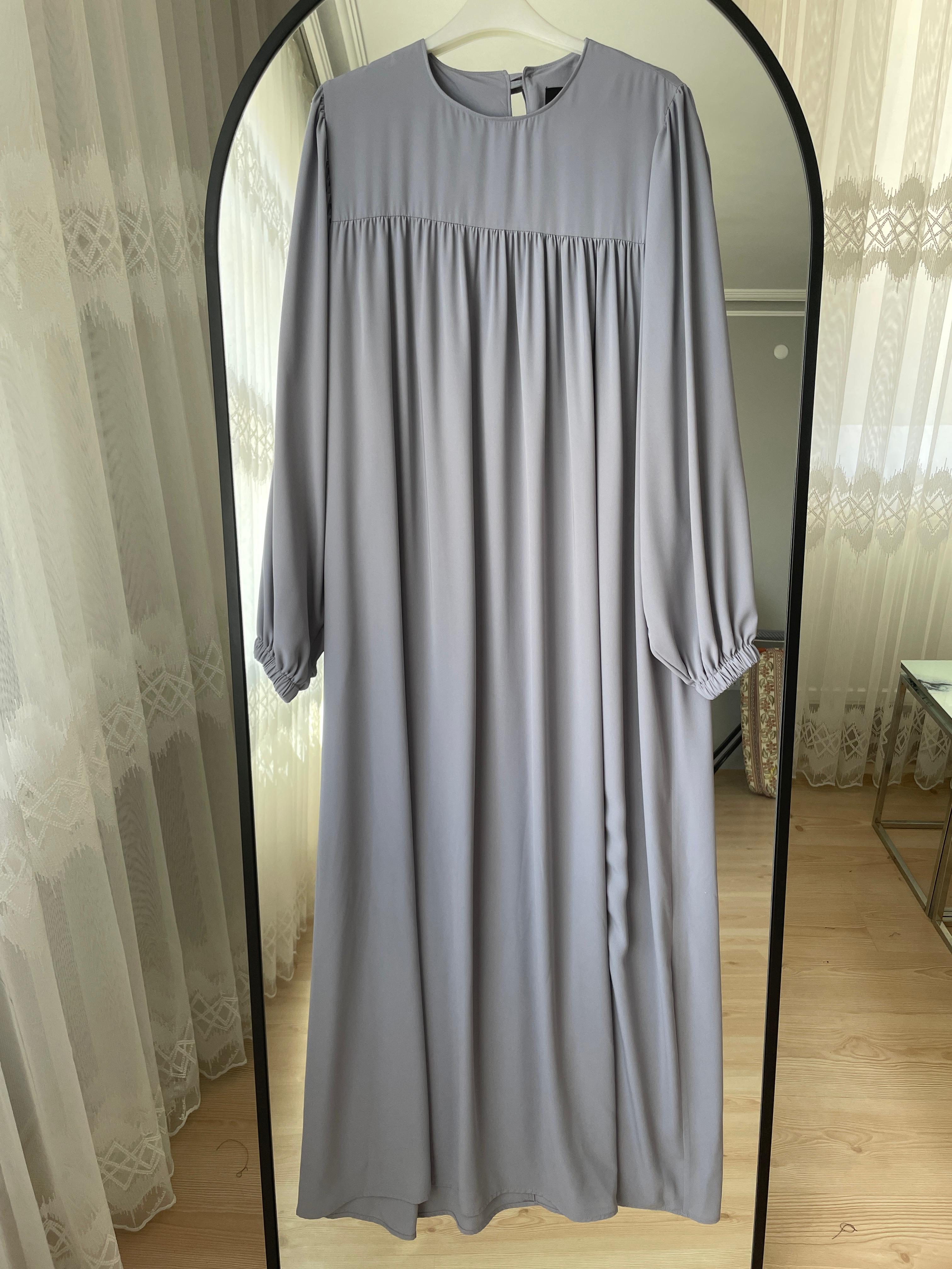 açık gri robalı elbise 