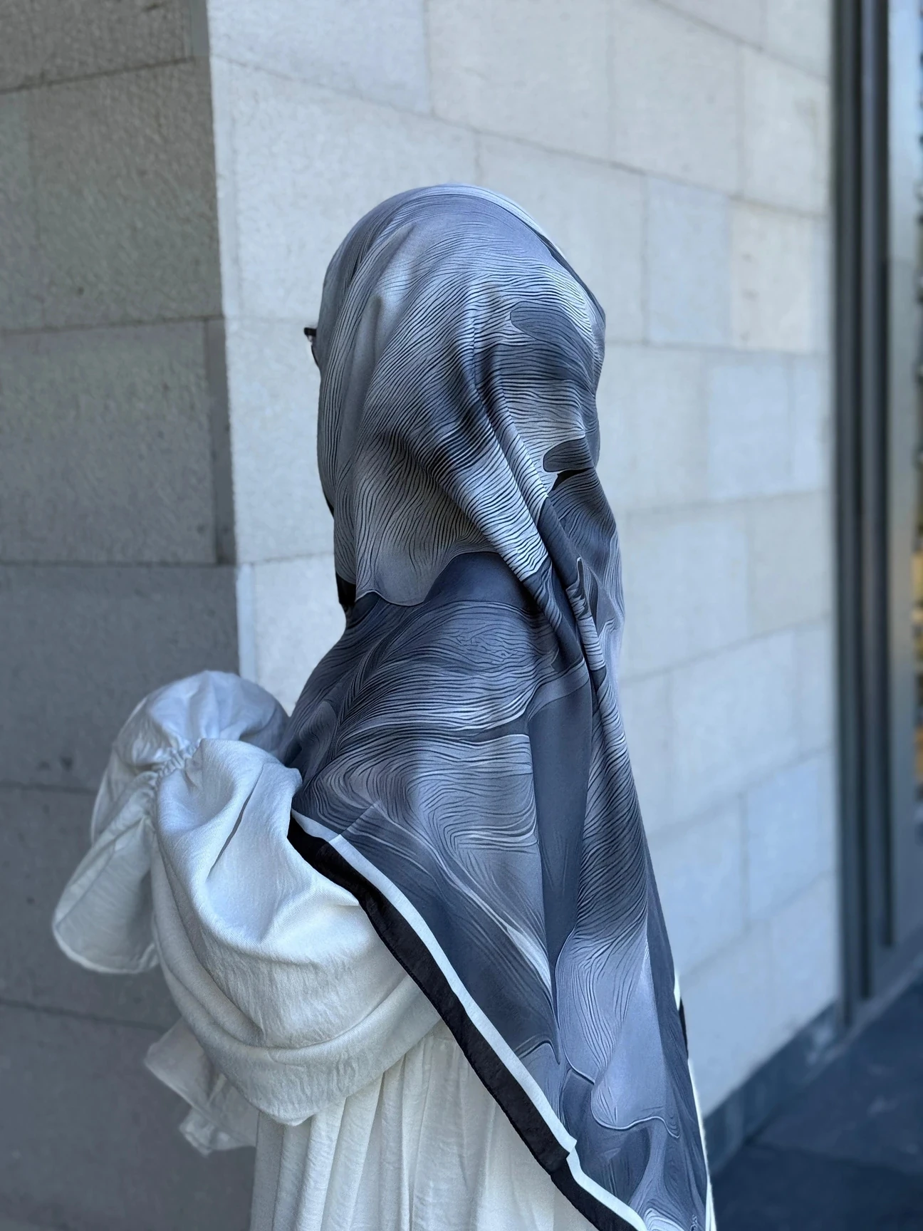 Büyük Boy
Pamuklu Amber Desen Eşarp-Siyah/Antrasit