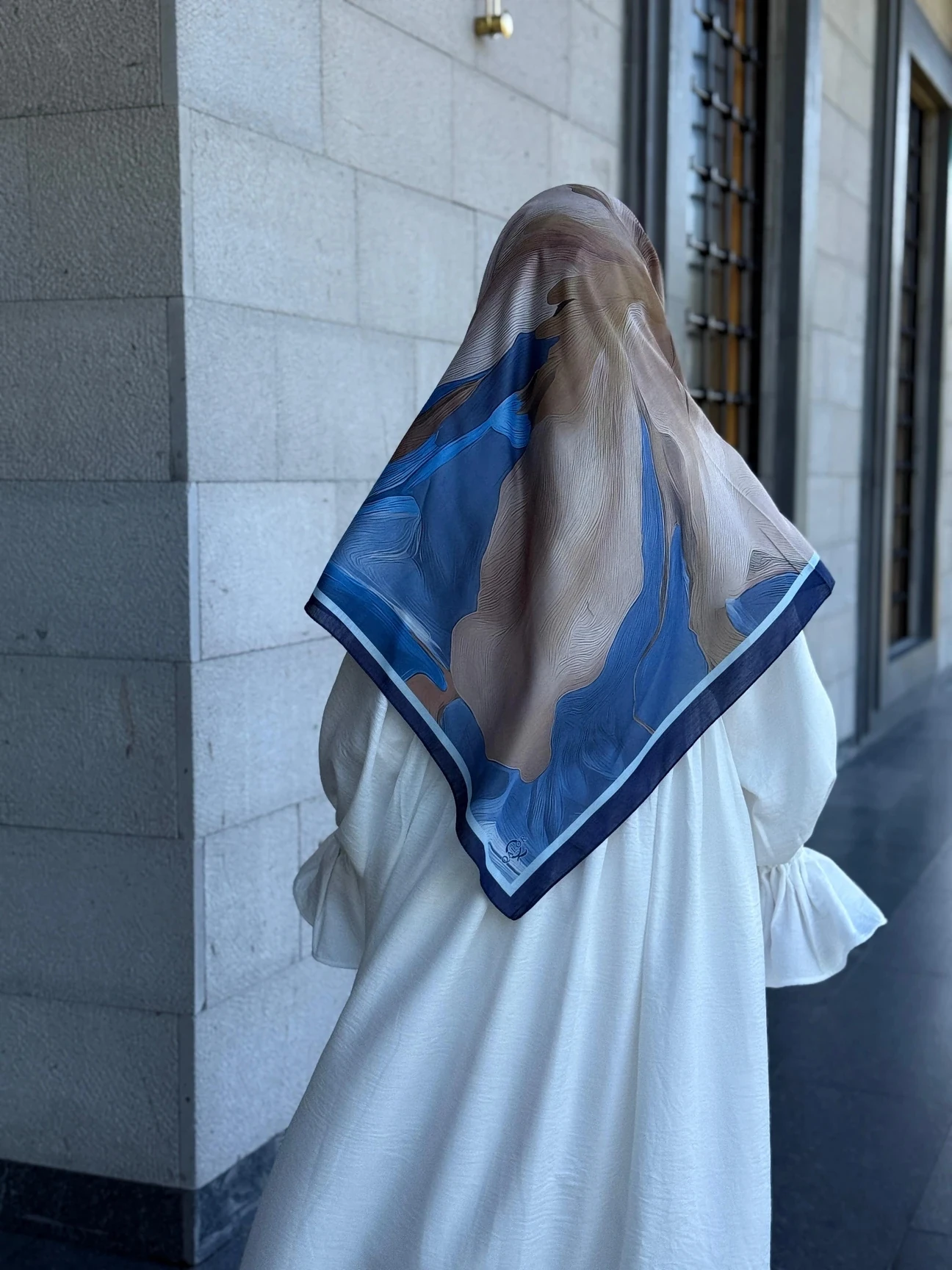 Büyük boy Pamuklu Amber Desen Eşarp-İndigo