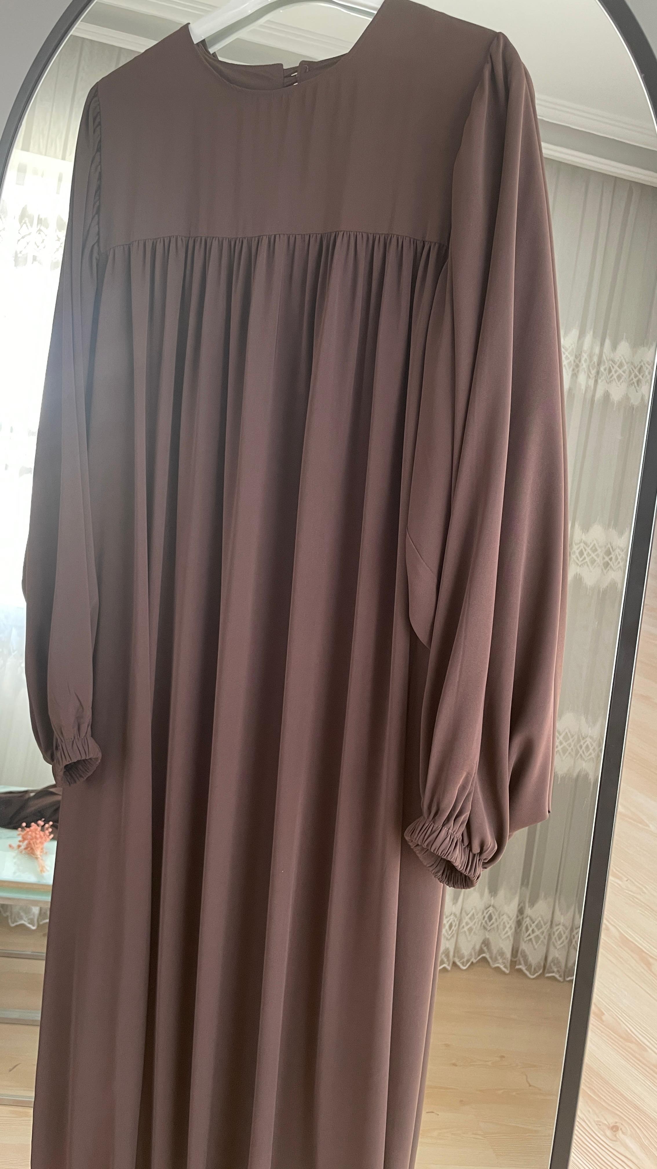 Acı Kahve Üstten Robalı Elbise
