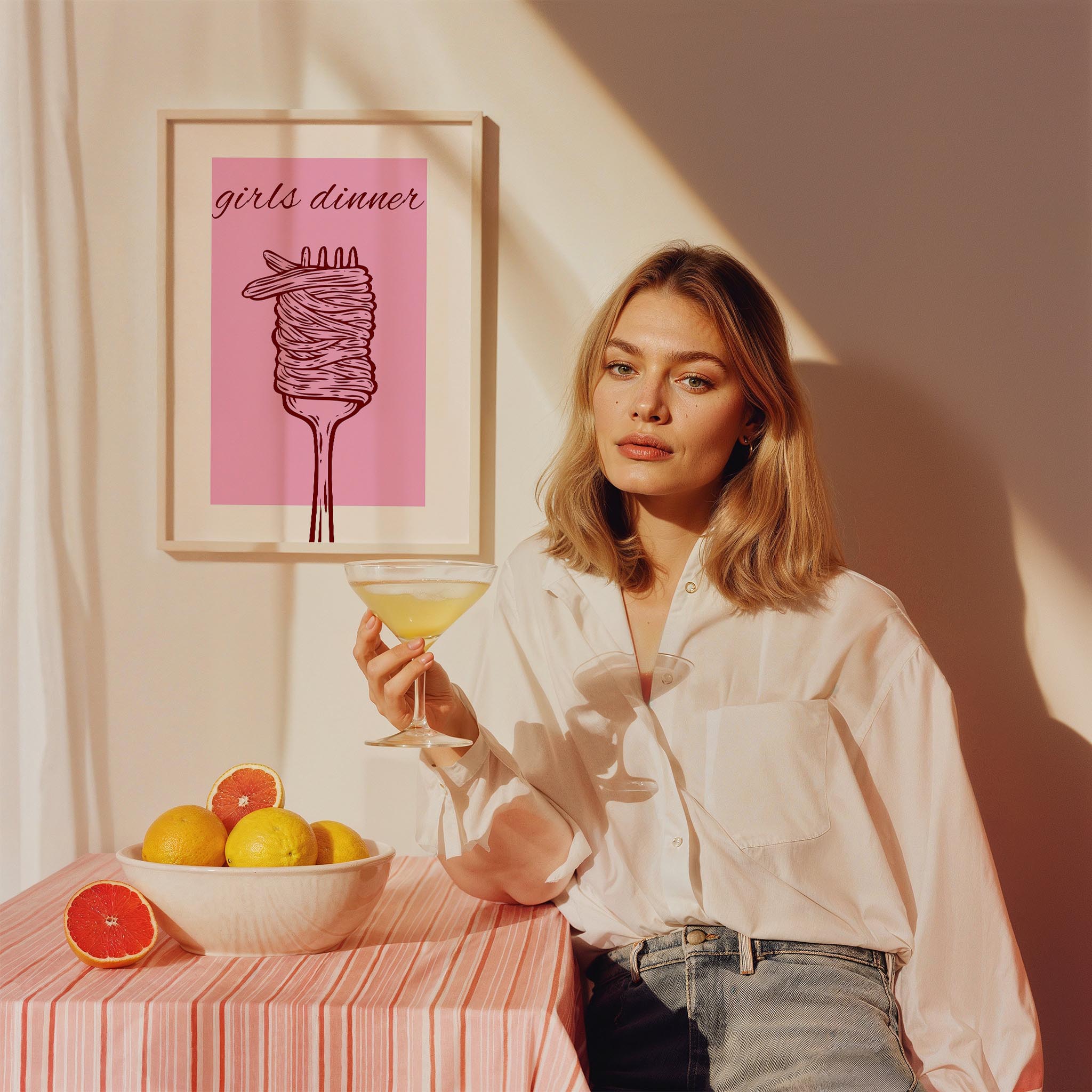 Kızların Akşam Yemeği Pembe Tipografi Mutfak Duvar Tablosu
