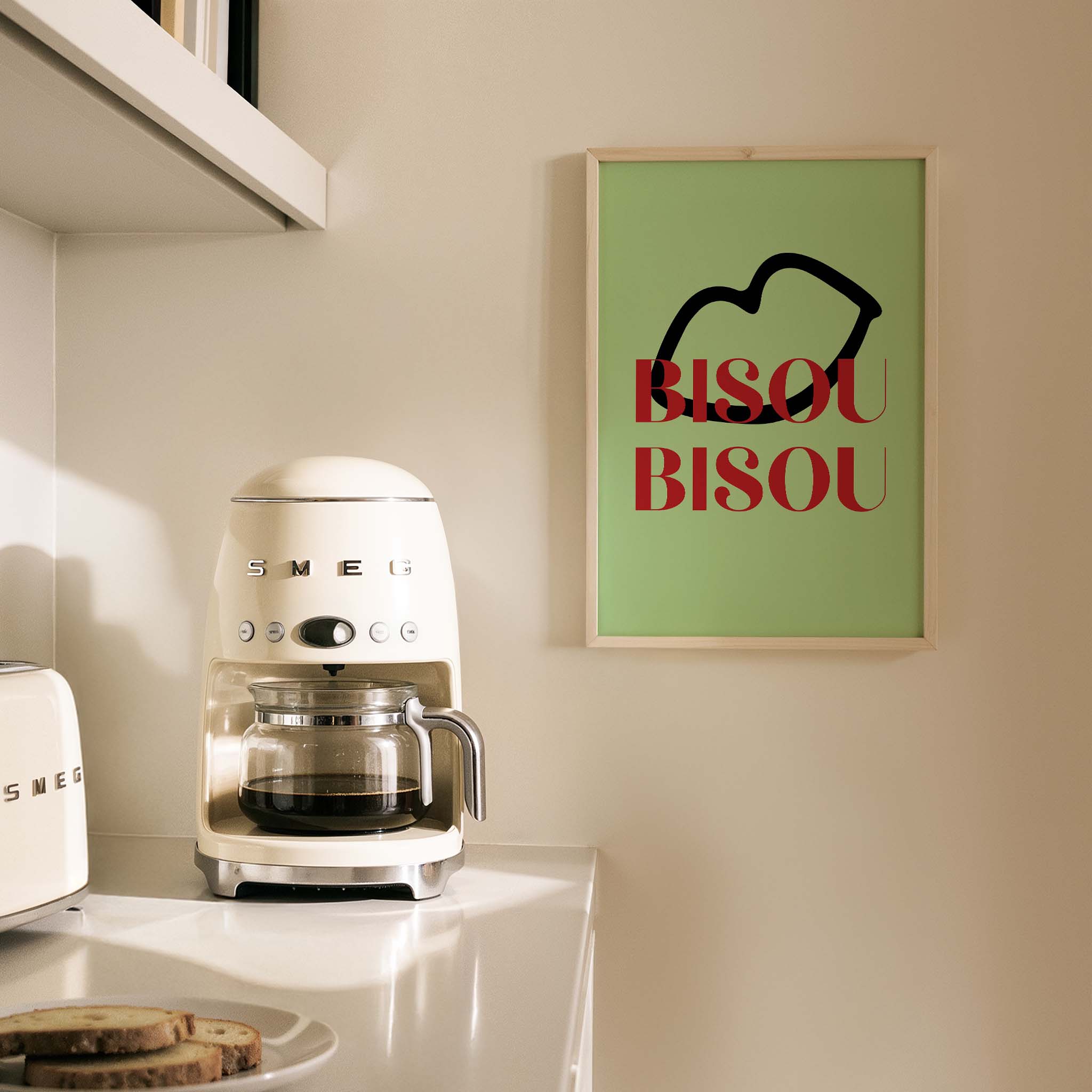 Bisou Bisou Fransızca Tipografi Mutfak Duvar Tablosu