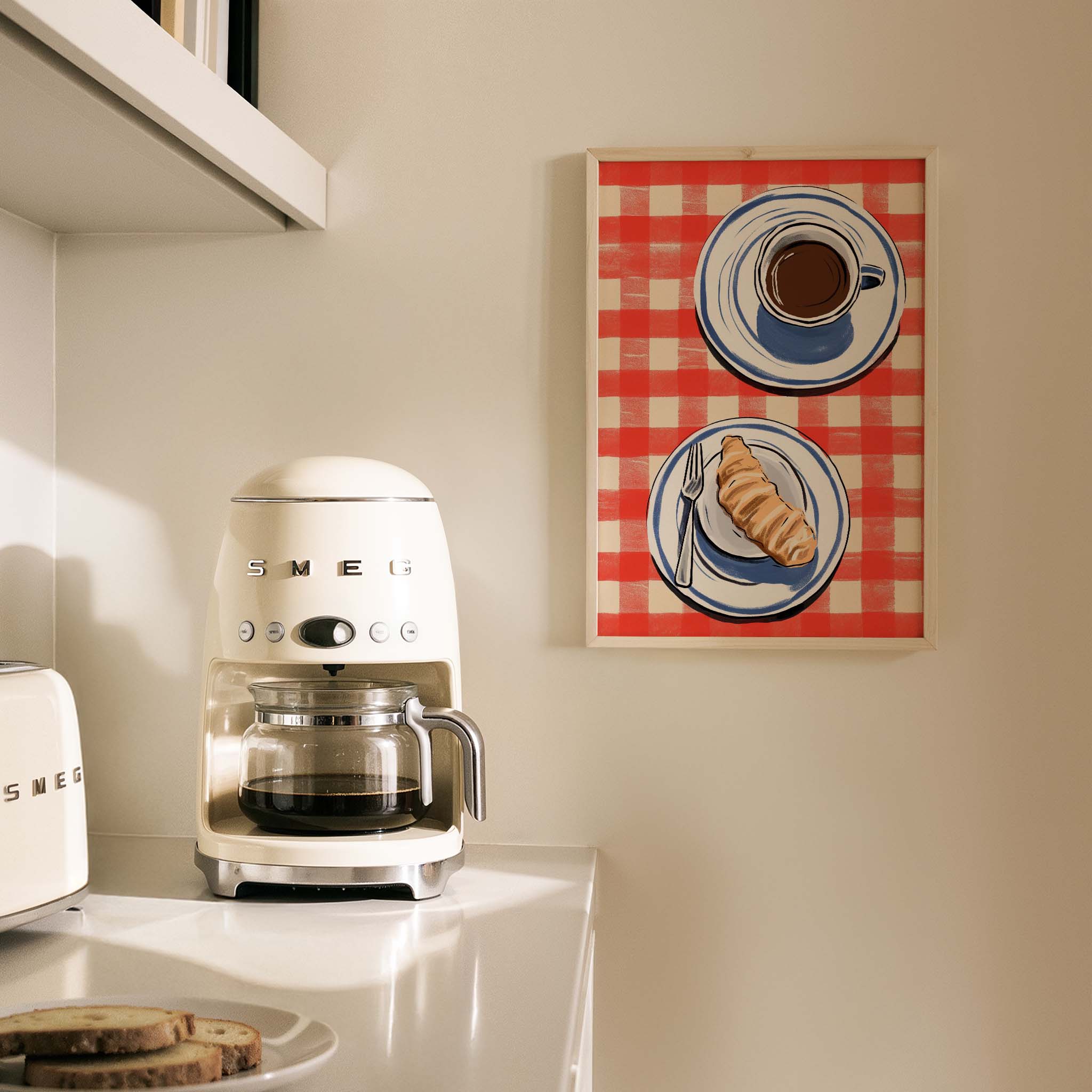 Kırmızı Kareli Masa ve Kahve-Croissant Mutfak Duvar Tablosu