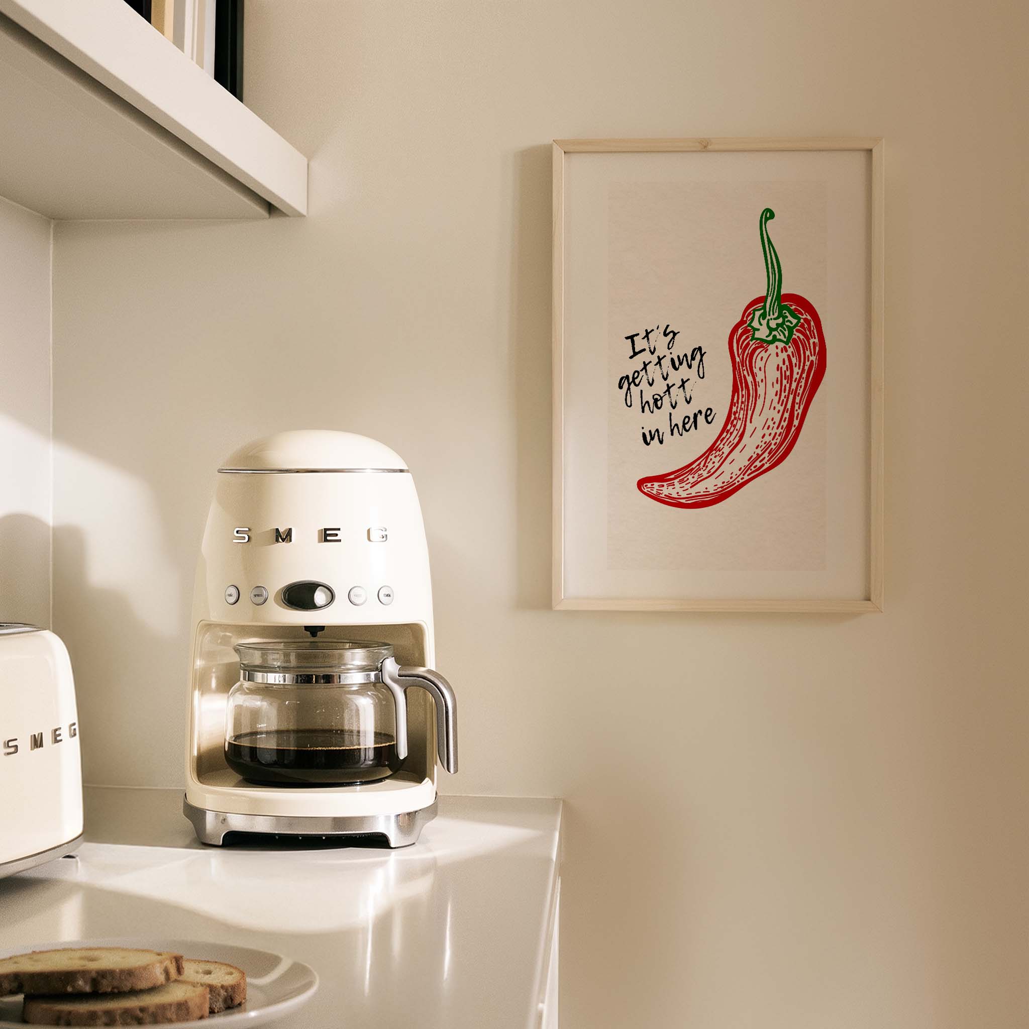 Acı Biber It's Getting Hot Sebzeler Tipografi Mutfak Duvar Tablosu