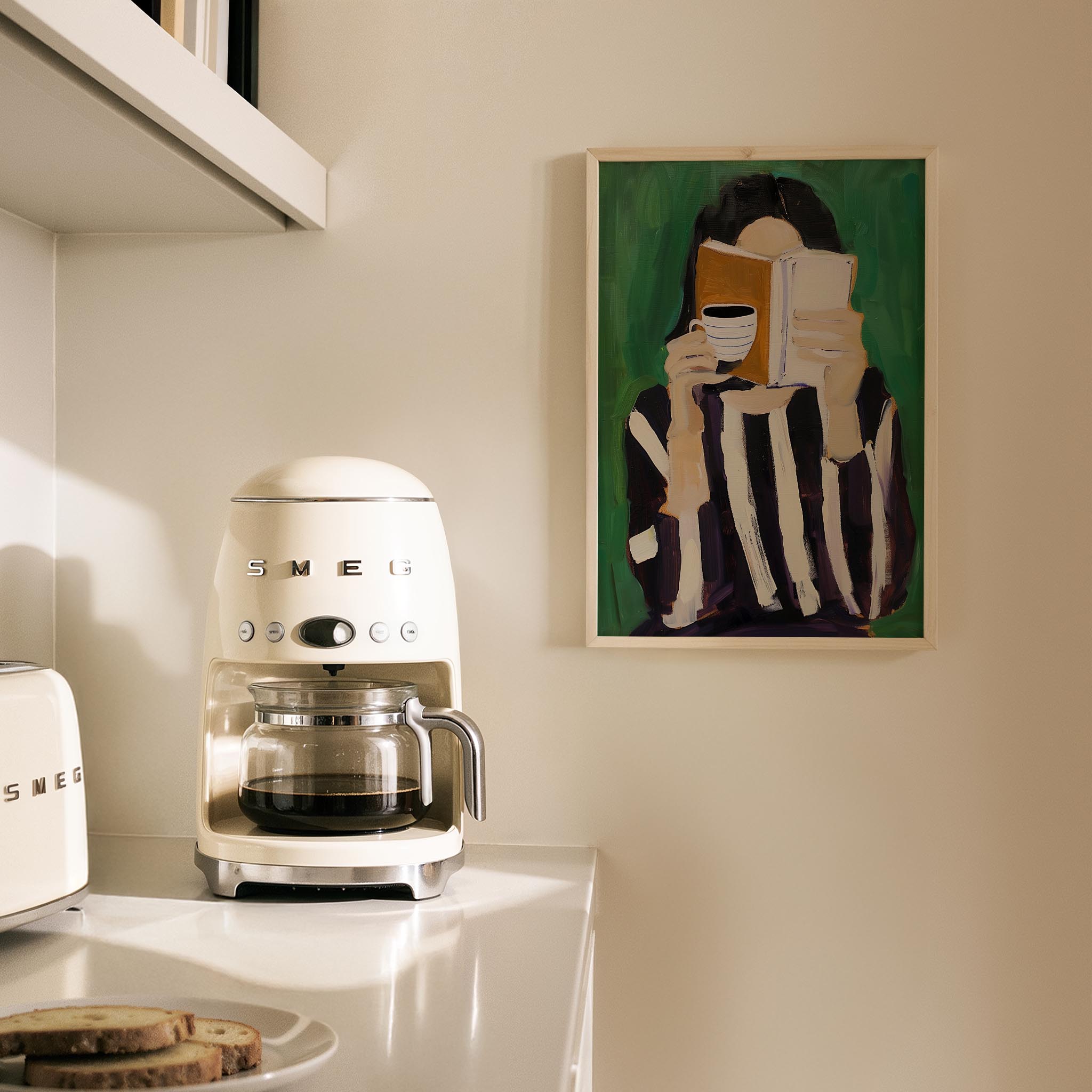 Kahve ve Hikaye - Soyut Kadın Figür