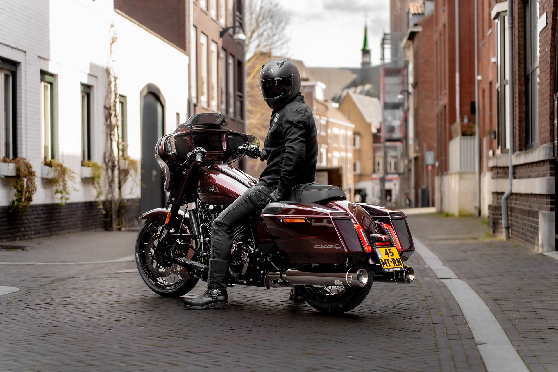 Dr. Jekill & Mr. Hyde Egzoz Harley-Davidson Street Glide ST (FLHXST)
